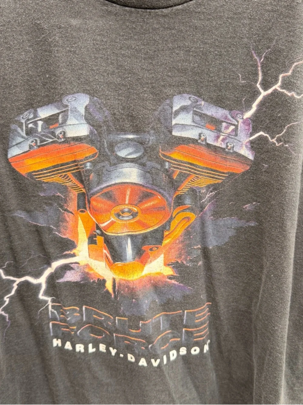 Vintage 1995 Harley-Davidson Black Short-Sleeve Tee with Engine Graphic XL